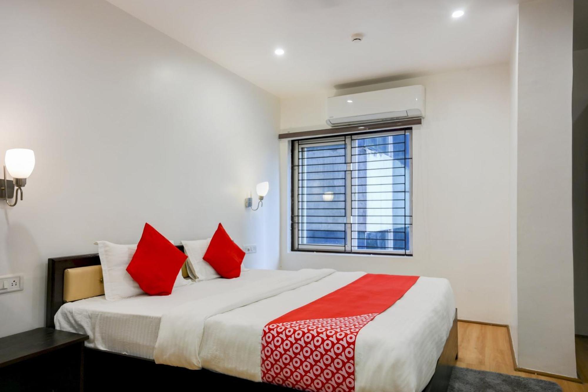 Super Town House Hi5 Aditya International Μπουμπάνεσβαρ Εξωτερικό φωτογραφία